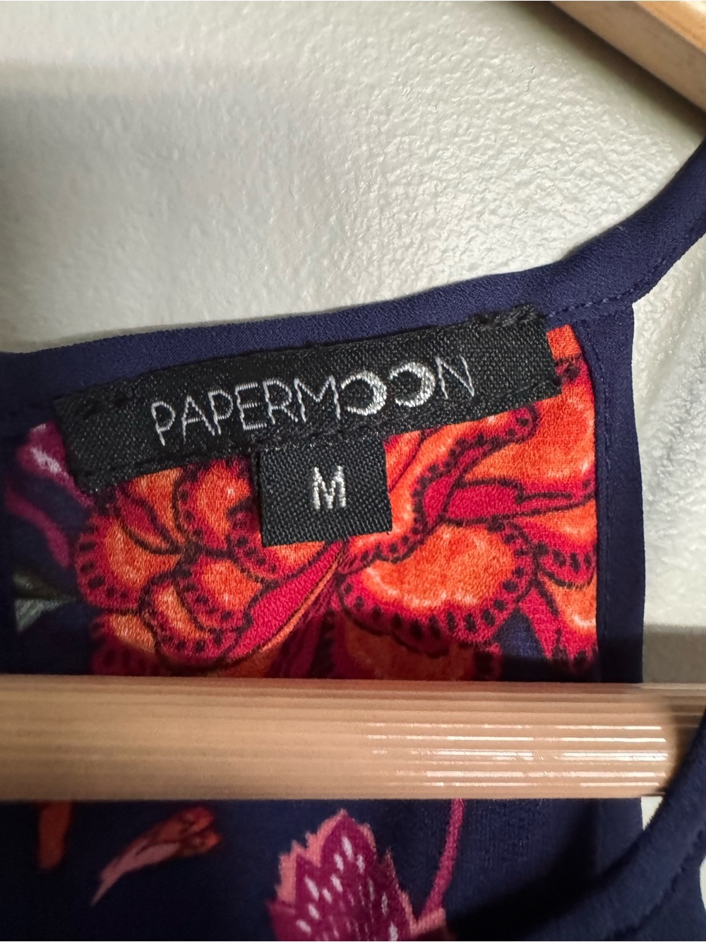Papermoon Floral Keyhole Sleeveless Tank Top Navy Pink Medium Boho - Picture 11 of 11